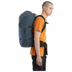 Arc'teryx Konseal 40 - Climbing Backpack -Outdoor Equipment Series arcteryx konseal 40 climbing backpack detail 8