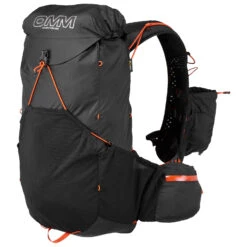 OMM Phantom 25 - Trail Running Backpack -Outdoor Equipment Series omm phantom 25 trail running backpack detail 3